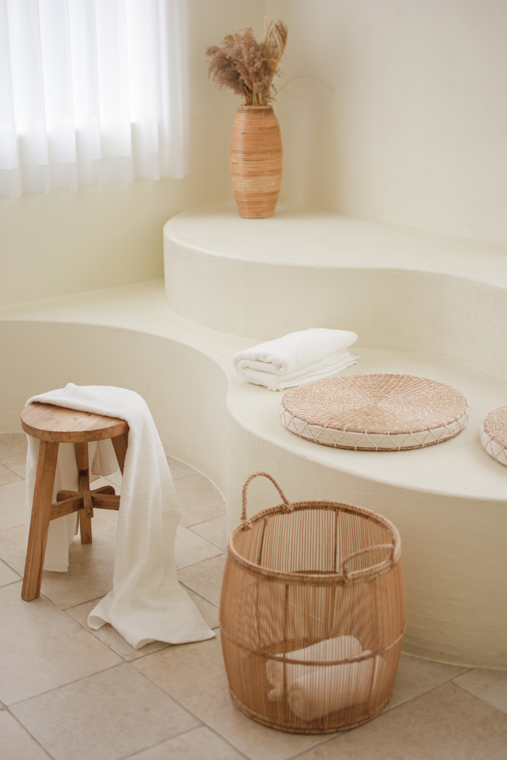 Towels and Minimalist Furniture 